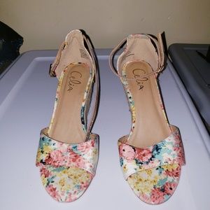 Floral Wedges